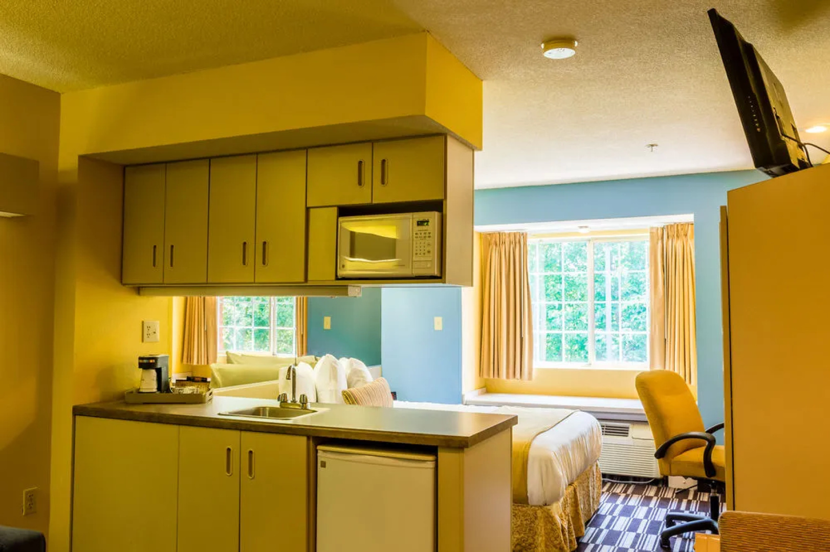 Microtel Inn & Suites By Wyndham Stockbridge/atlanta South