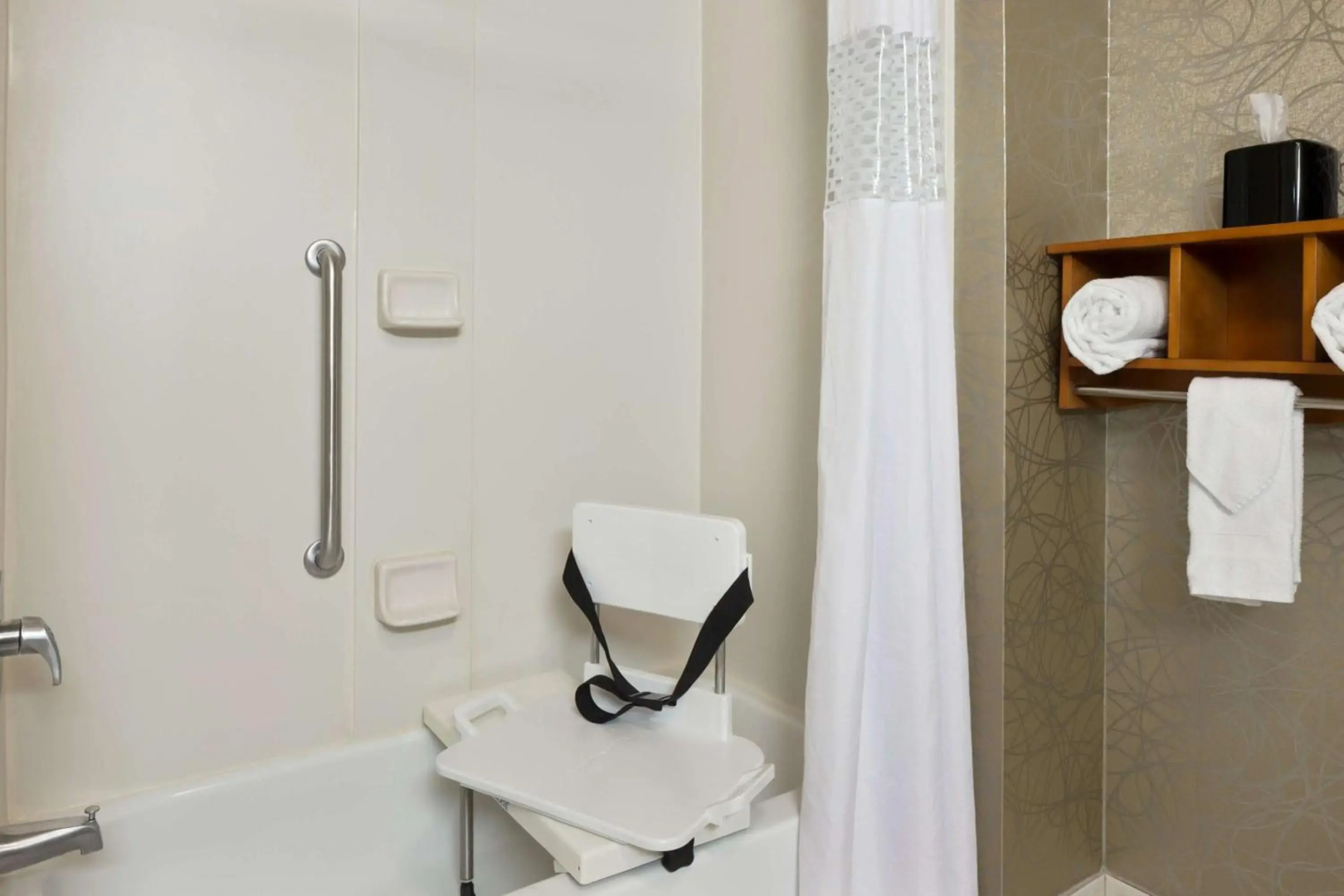 Hampton Inn Pell City