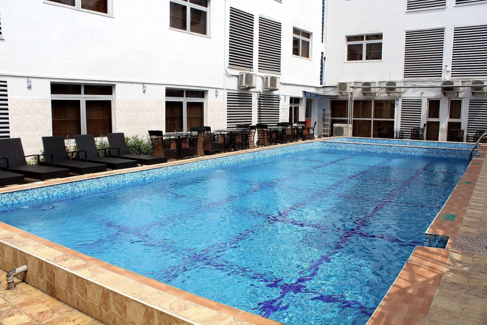 Springpark Yaad Hotel