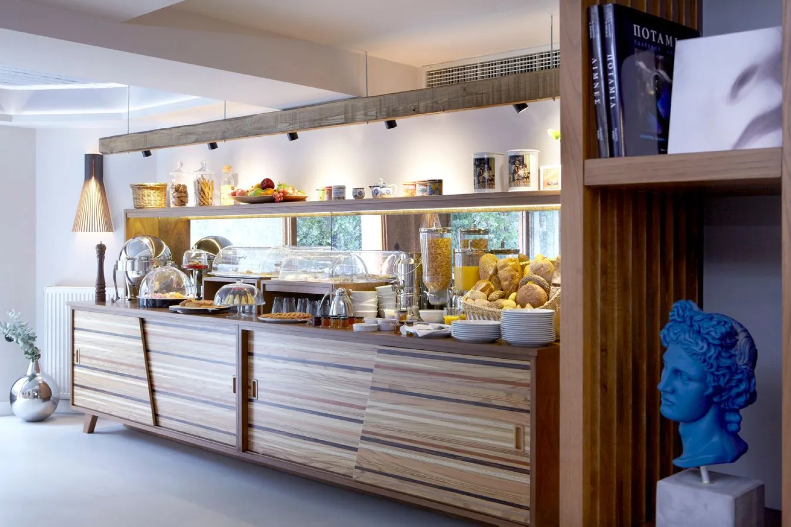 Apollon Library Suites