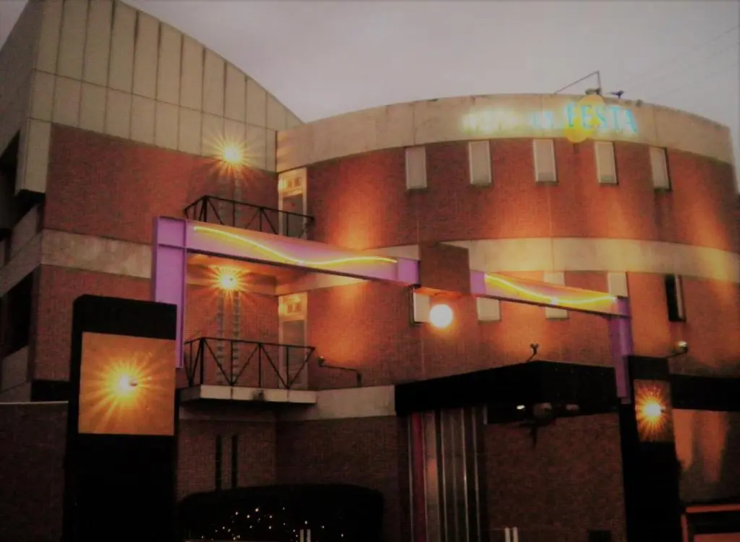 LA.FESTA - Adults Only