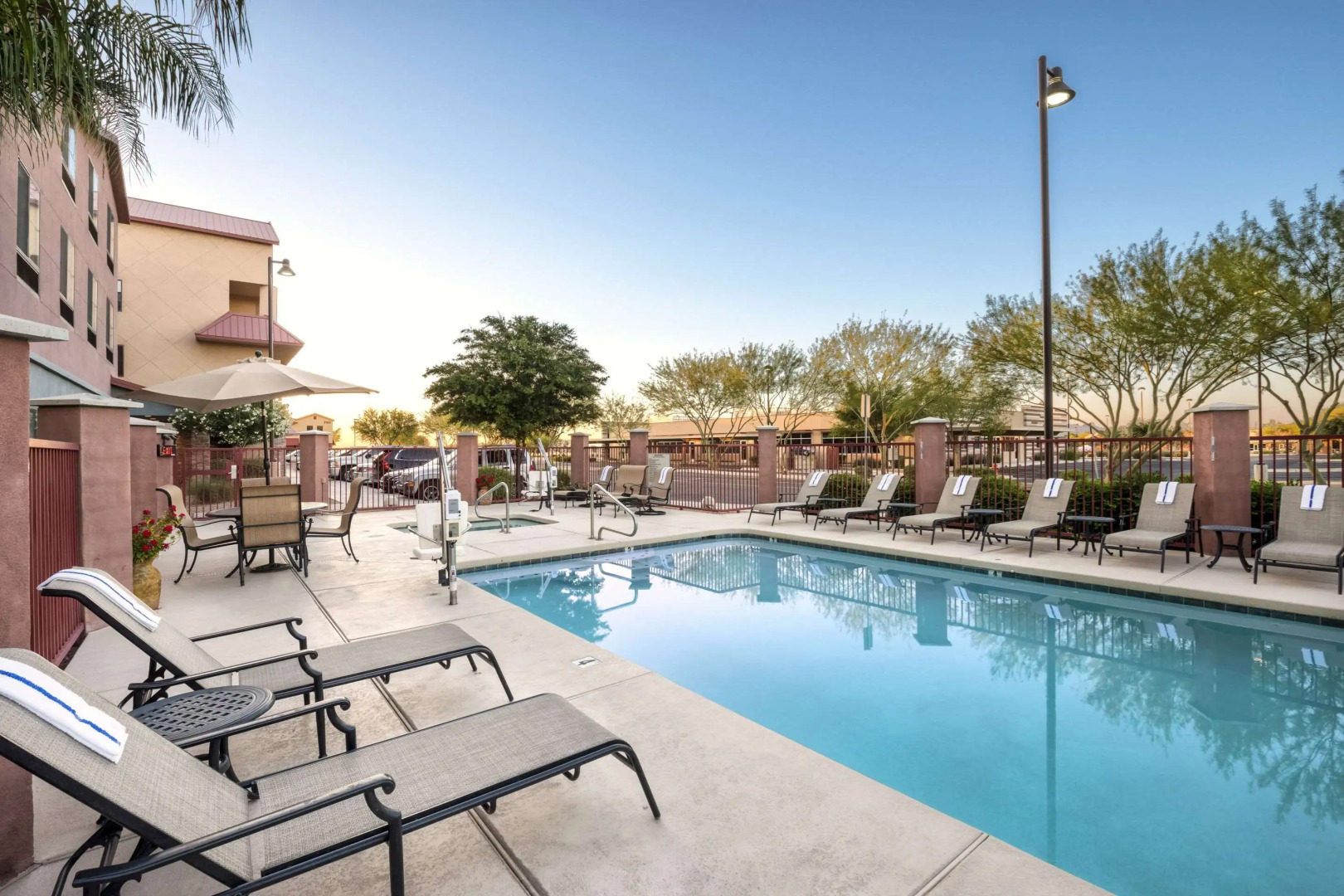Comfort Suites Goodyear - West Phoenix