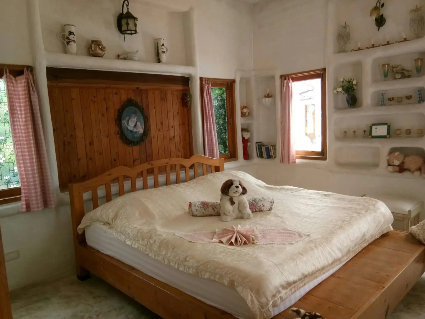 Scenic Riverside Resort