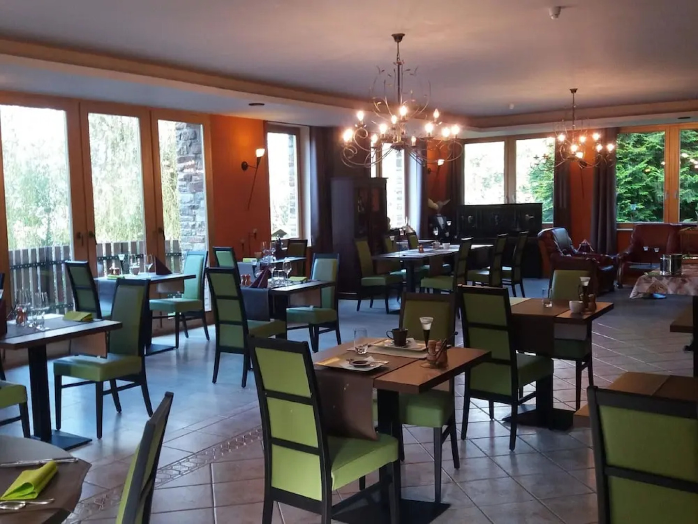 Charming Cottage With Pool in Houffalize