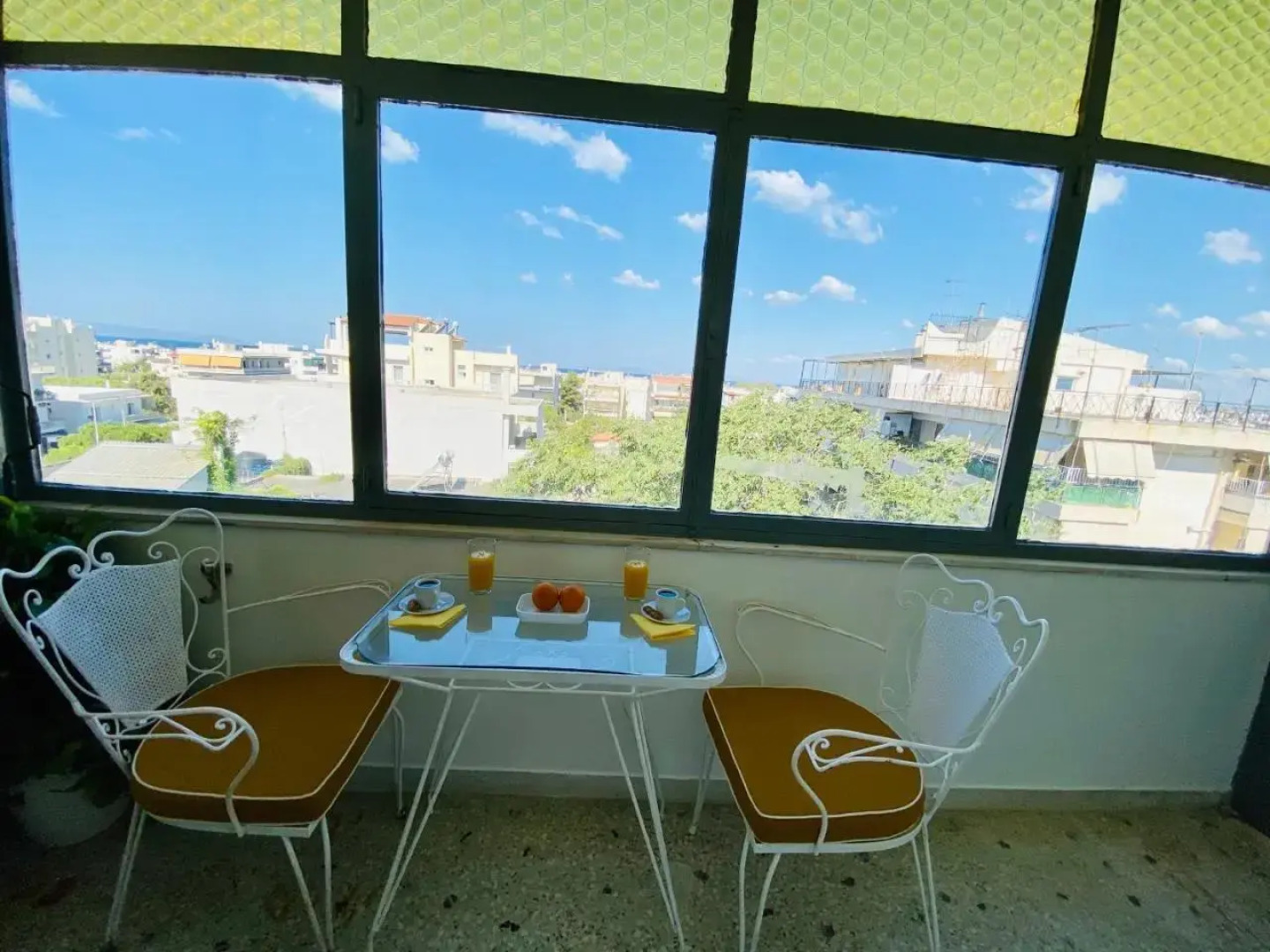 Lovely 50 sq penthouse & 25 sq balcony @ Glyfada