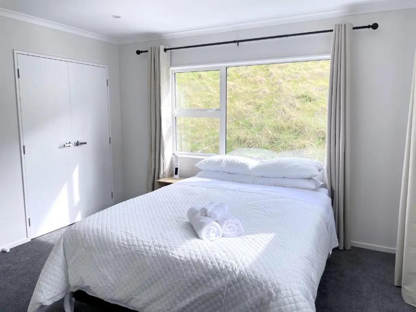 NO PARTY ALLOWED, Brand new! Free unlimited fiber wifi