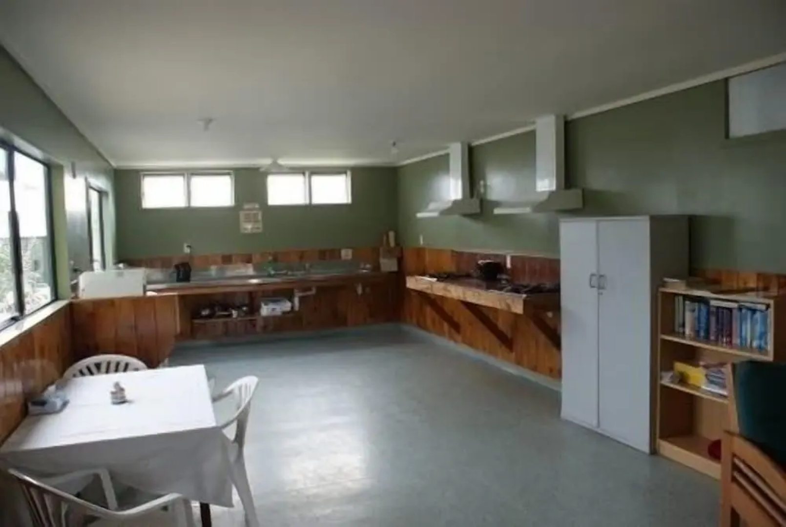 Cottage Park Motor Lodge and Conference Centre