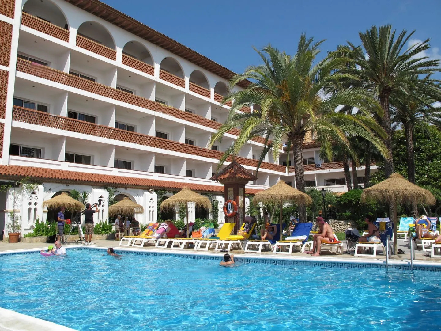 Отель 4R Gran Europe