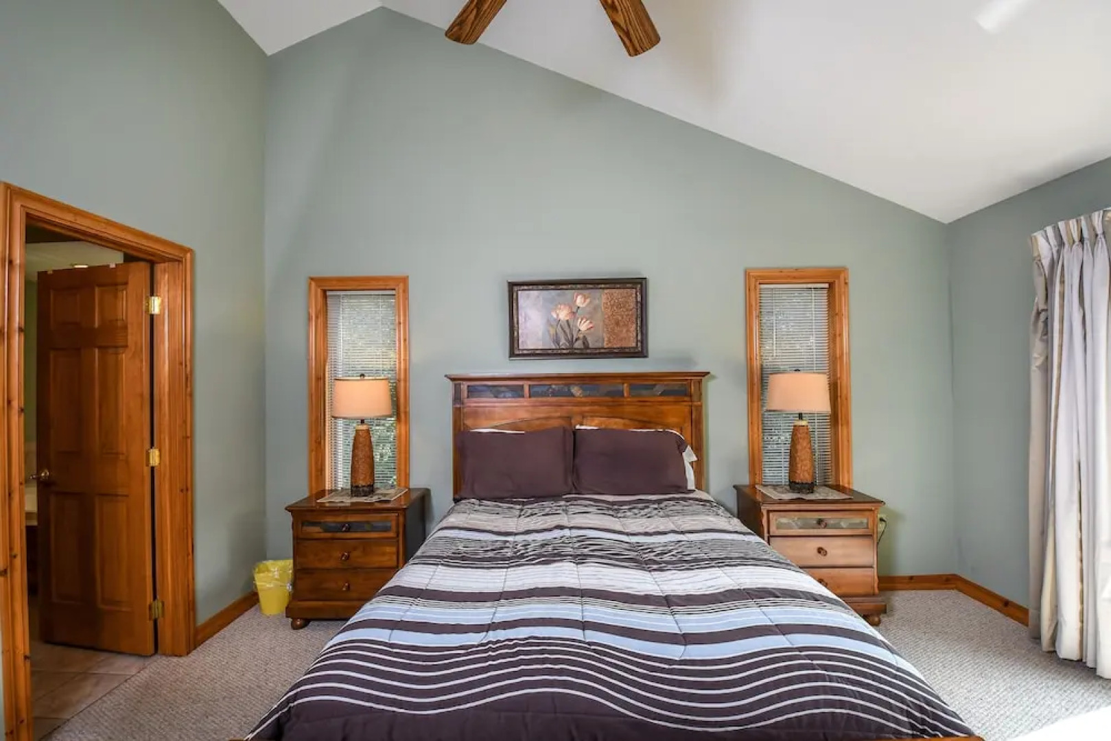 Mountain Top Lodge 4 Bedroom House