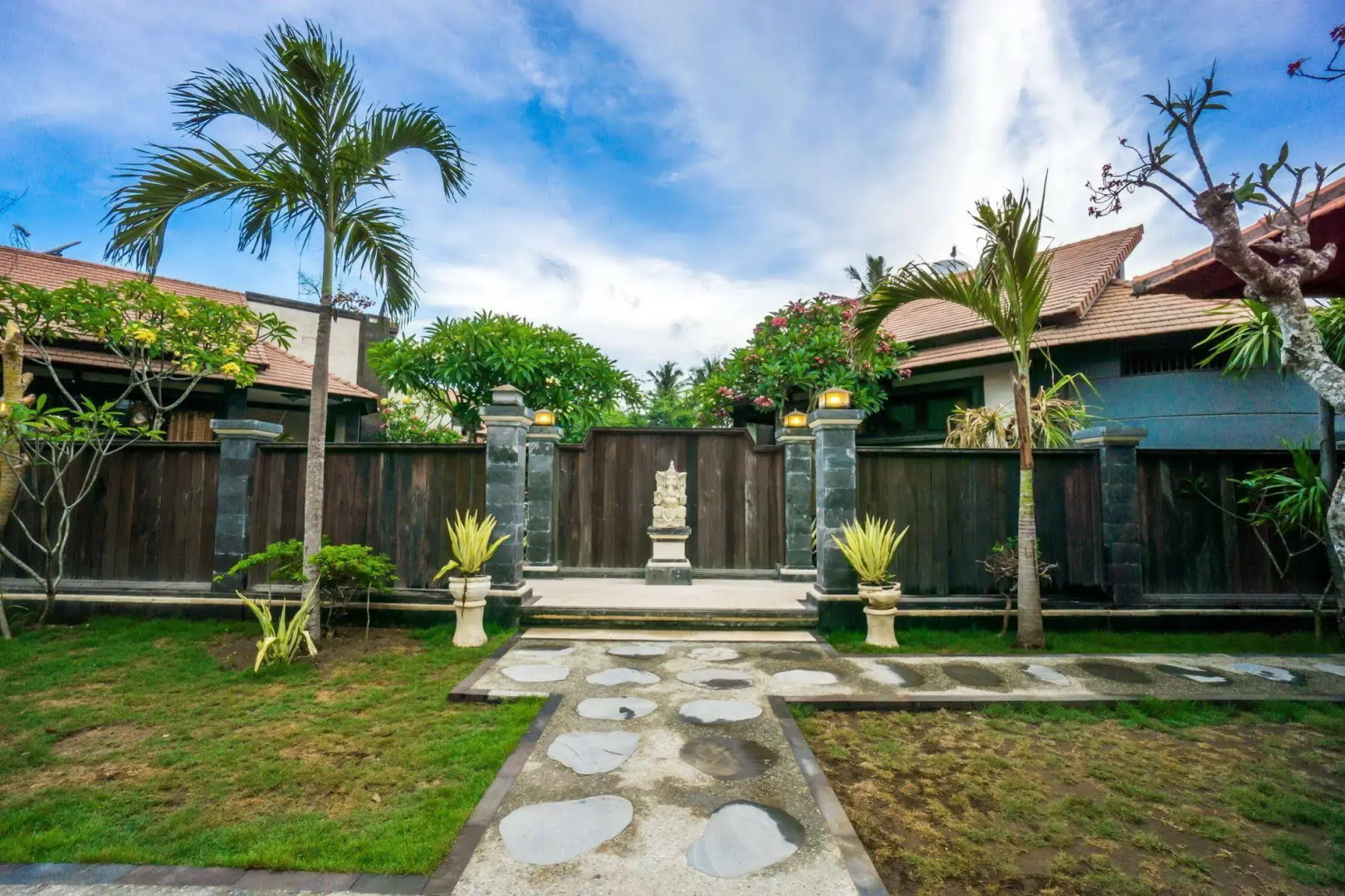 Pondok Baruna Frangipani