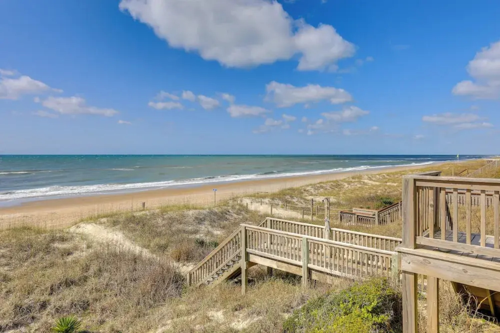 Beachfront Emerald Isle Vacation Rental w/ Deck!