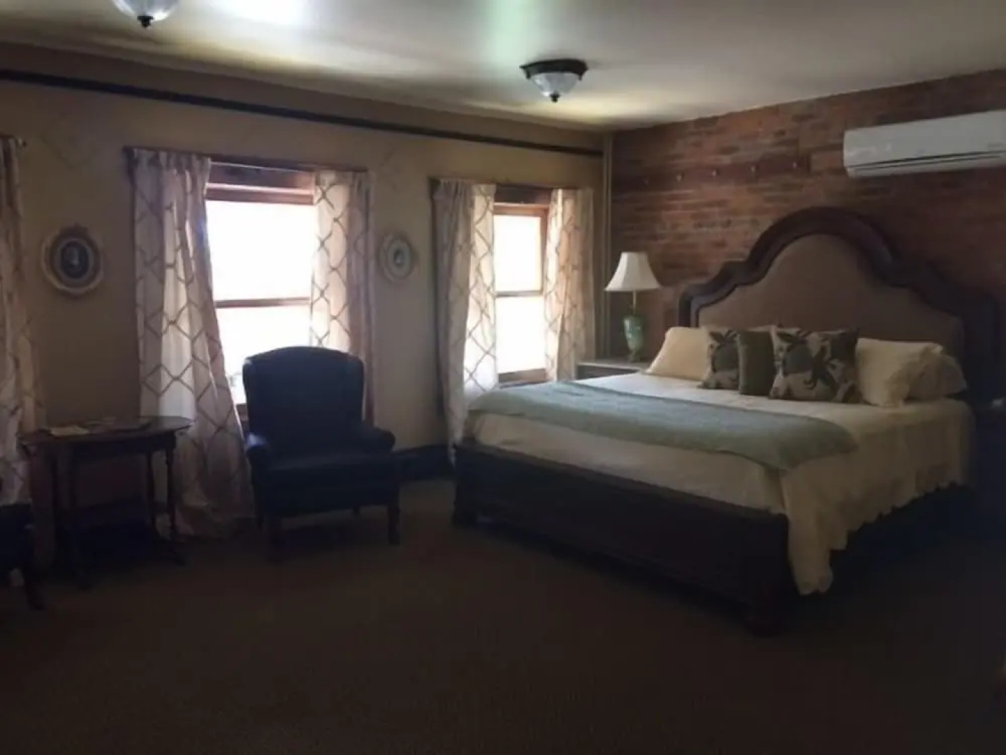 Weatherford Hotel
