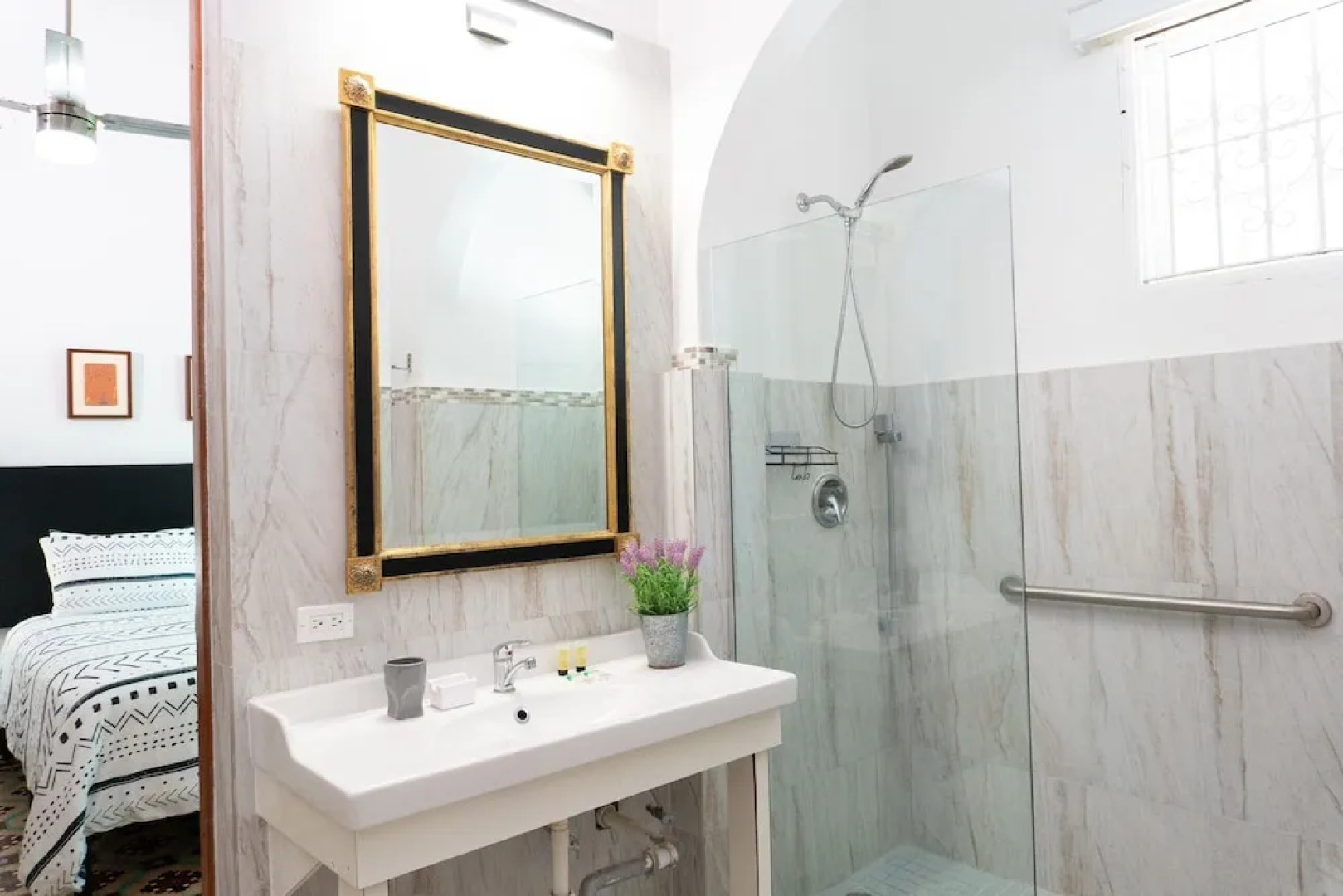 Casa Isabel Bed & Breakfast