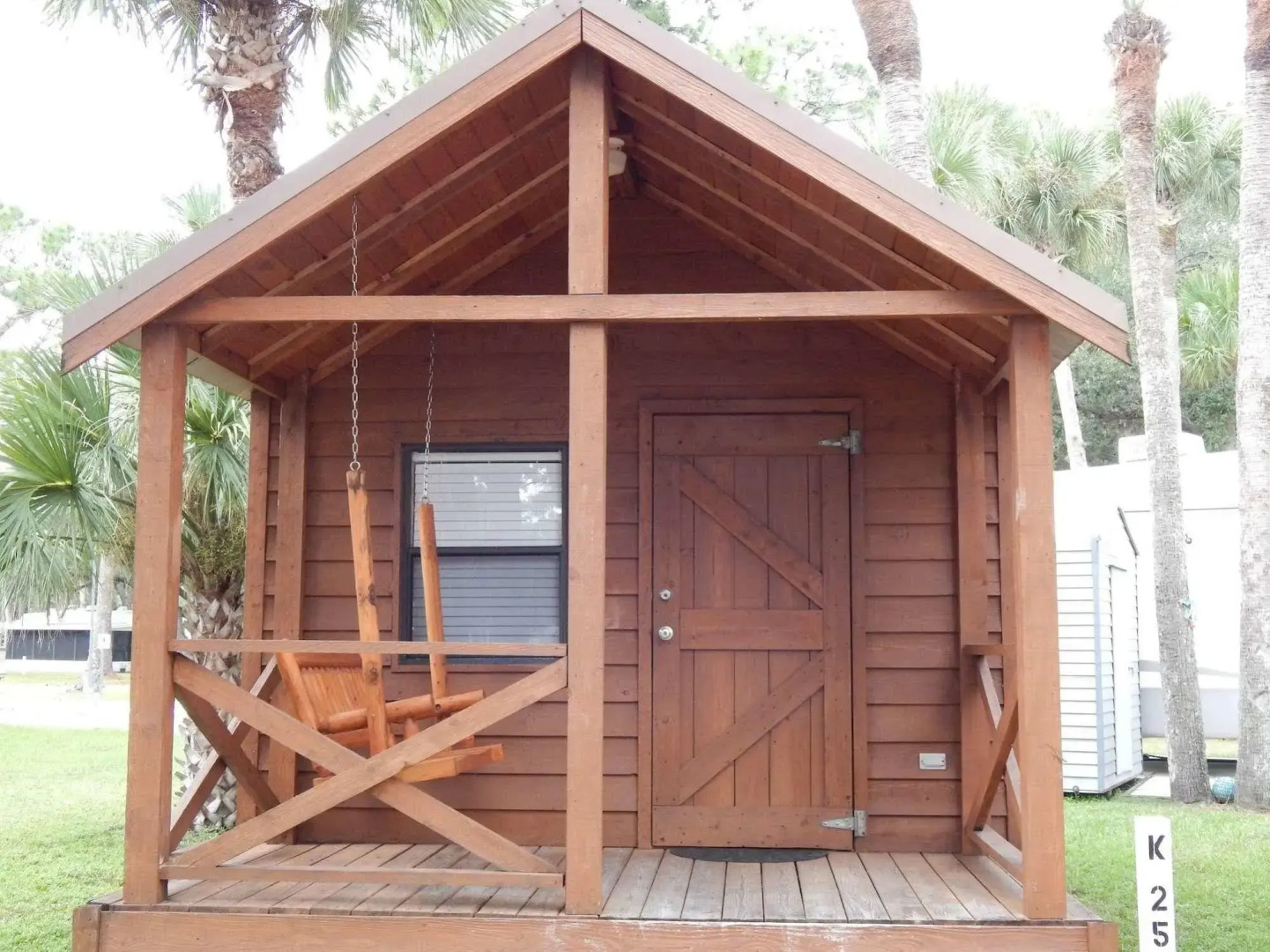 Road Runner Travel Resort - Caravan Park