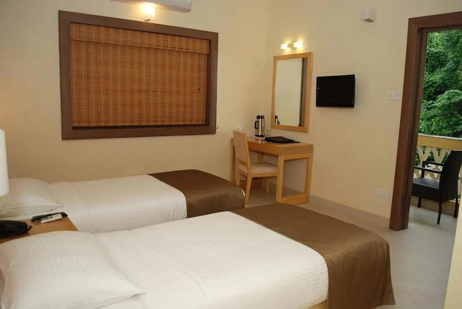 Sandalwood Hotel & Retreat