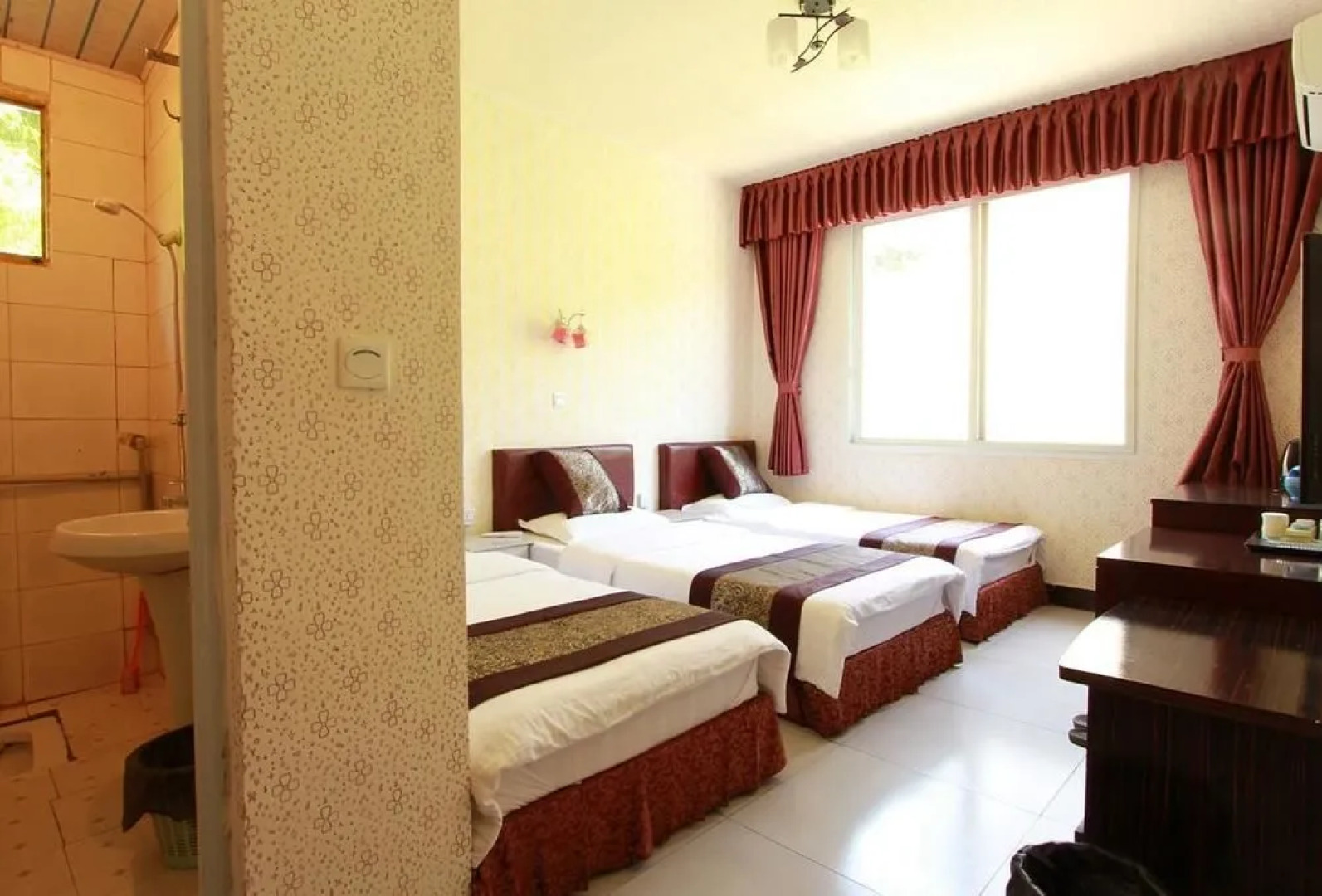 Tianqiao Nongjialle Hotel