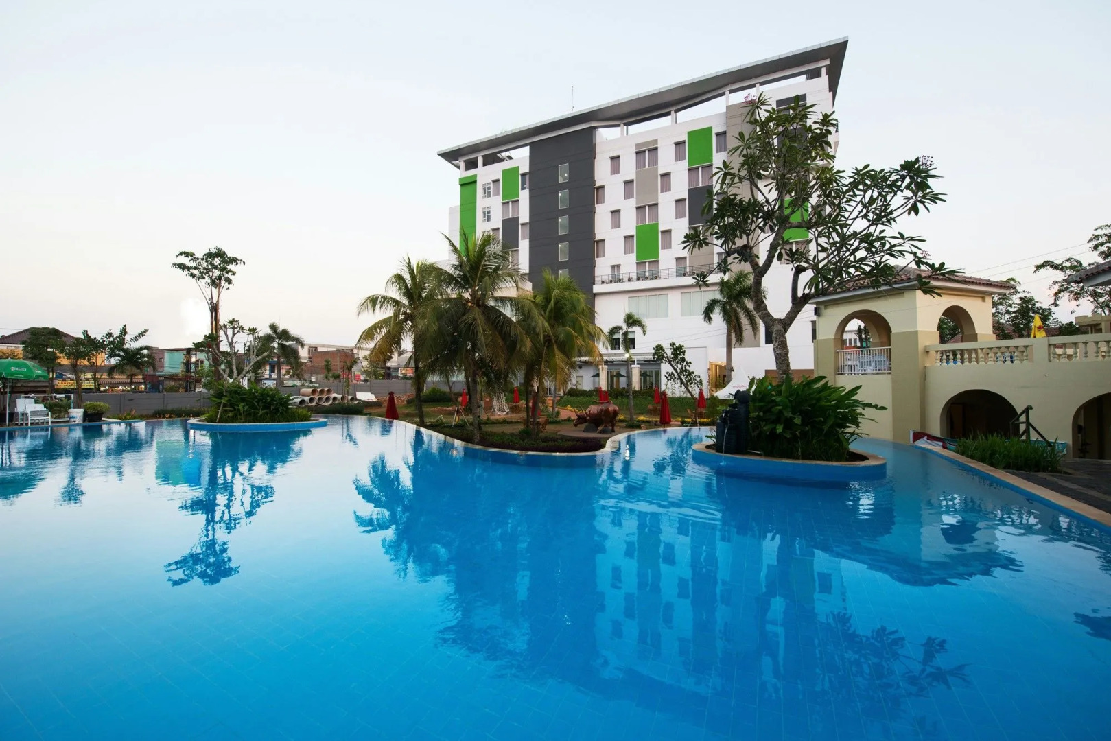 Whiz Prime Cifest Cikarang