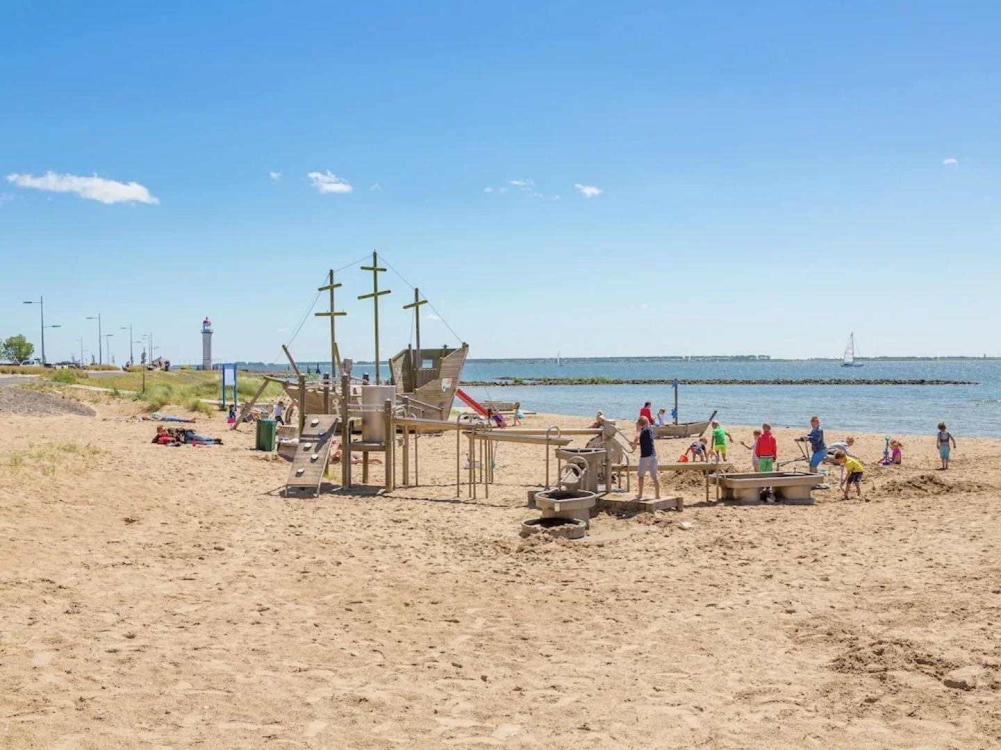 Comfortable Villa With Combi Microwave, 9 km. From Rockanje