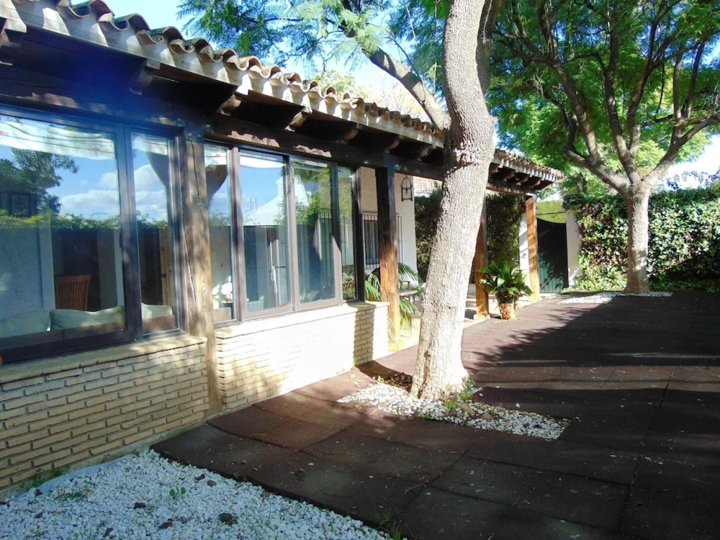 House With 4 Bedrooms in Sanlúcar la Mayor, With Enclosed Garden and Wifi