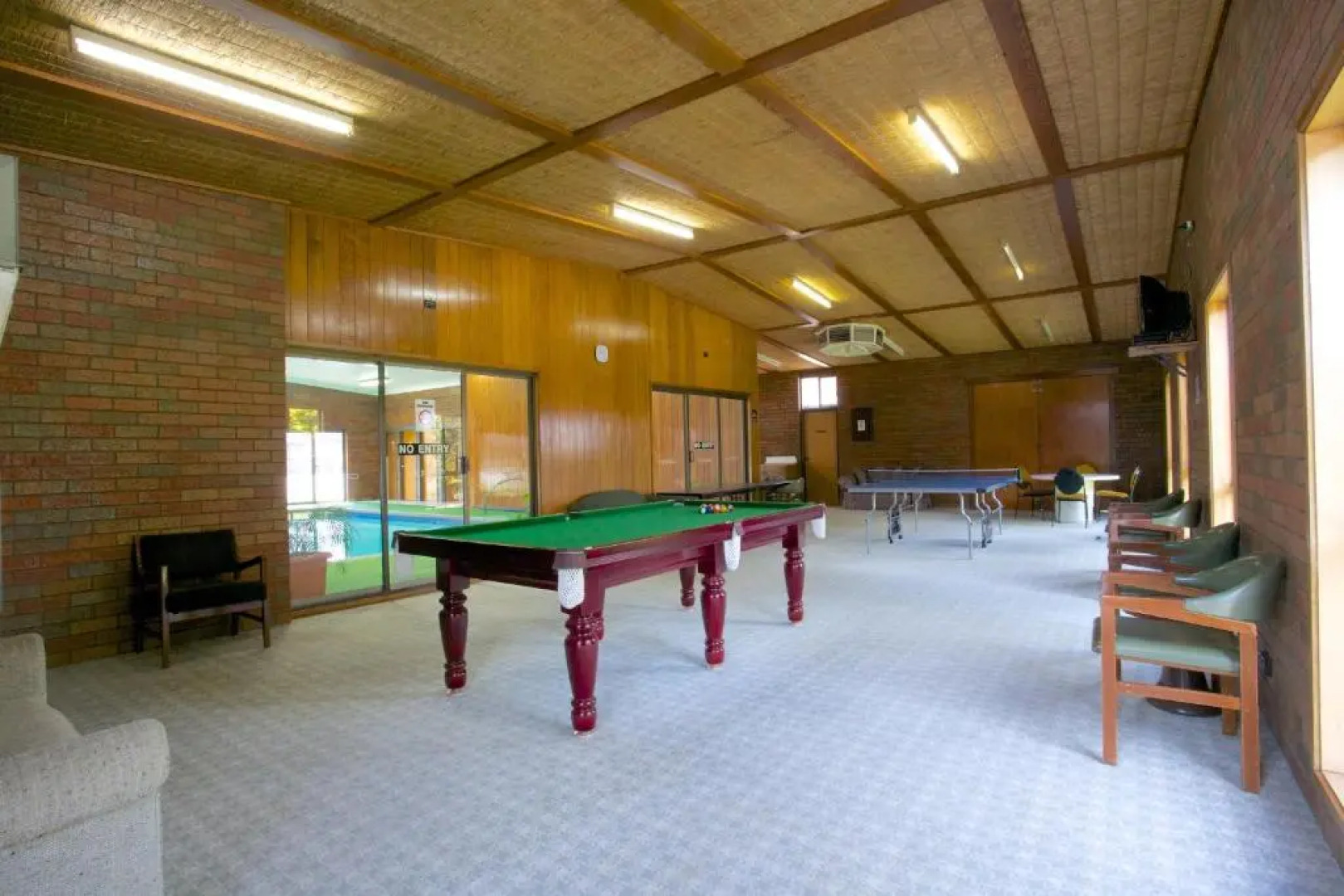 Golden Grain Motor Inn