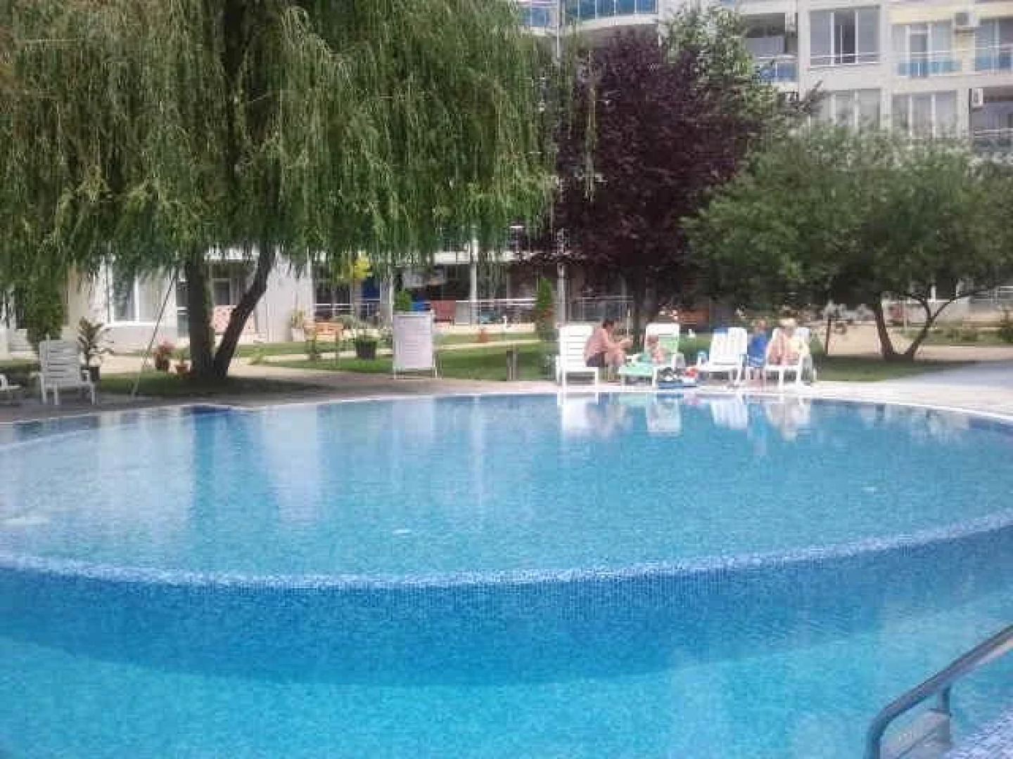 Oasis Laguna Apartments