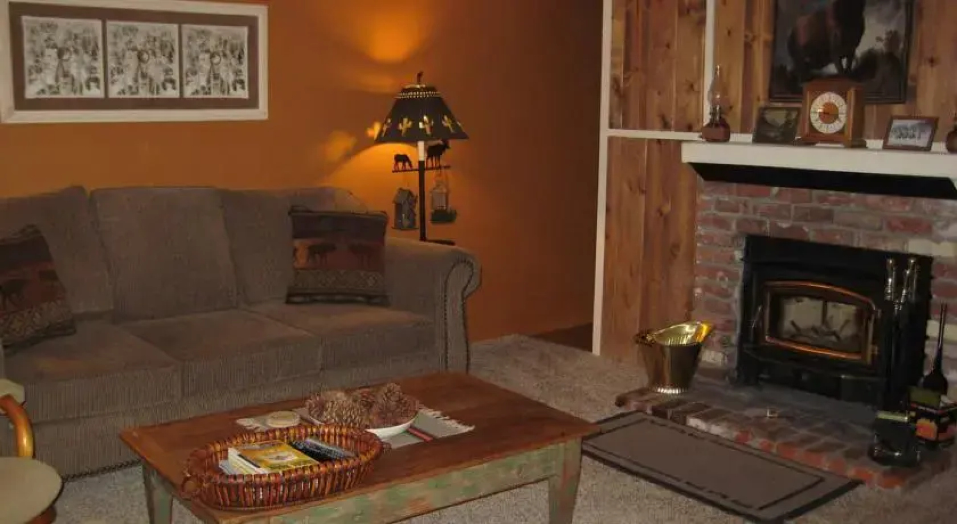 Western Slopes Villas by Mammoth Reservation Bureau