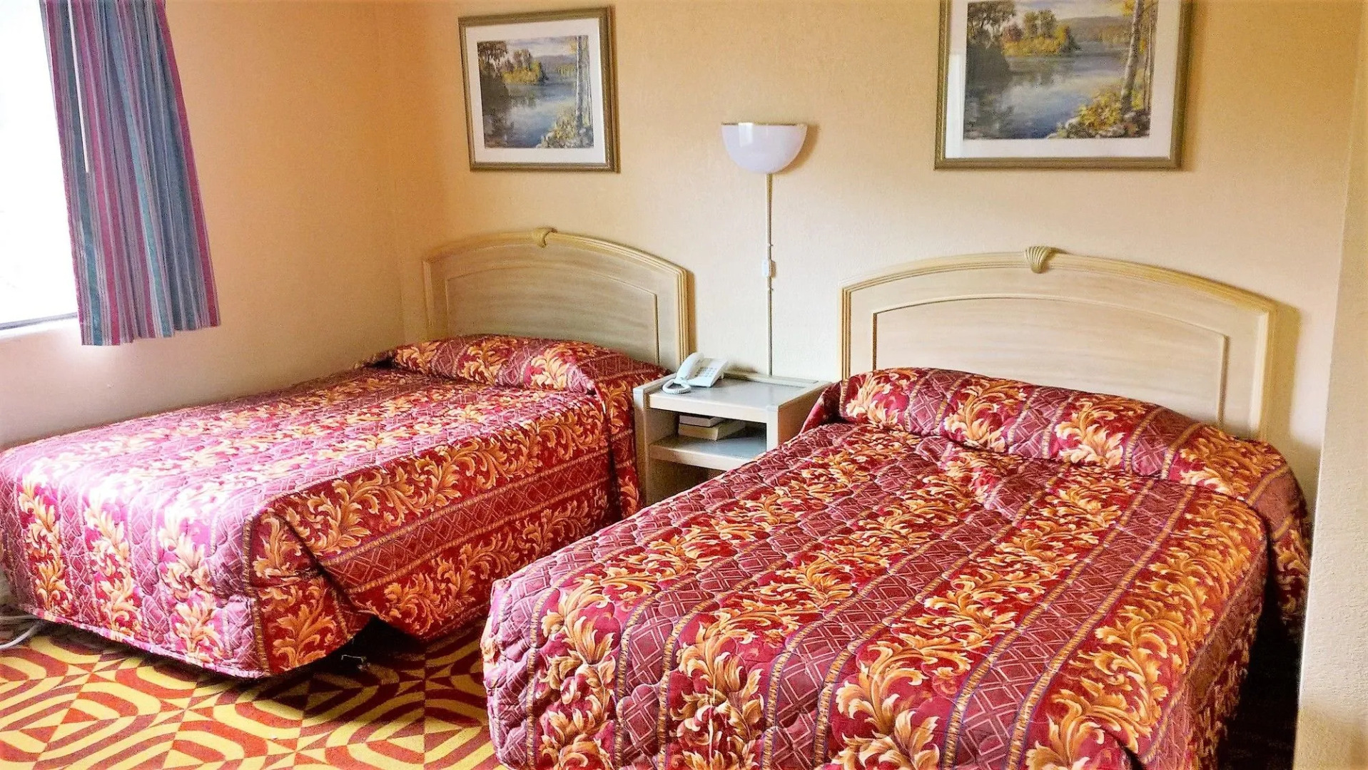 Portland Value Inn & Suites