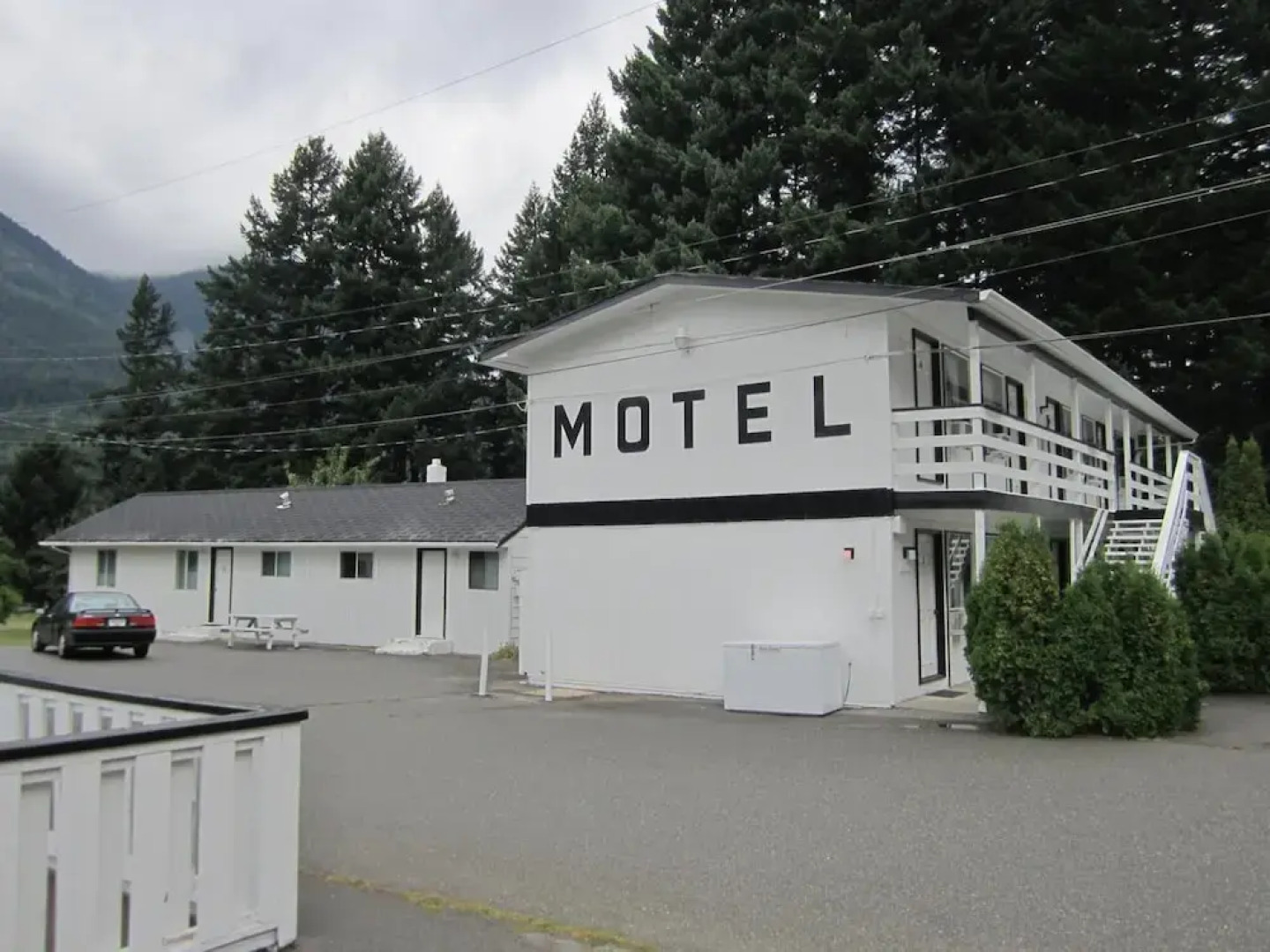 The Mighty Fraser Motel