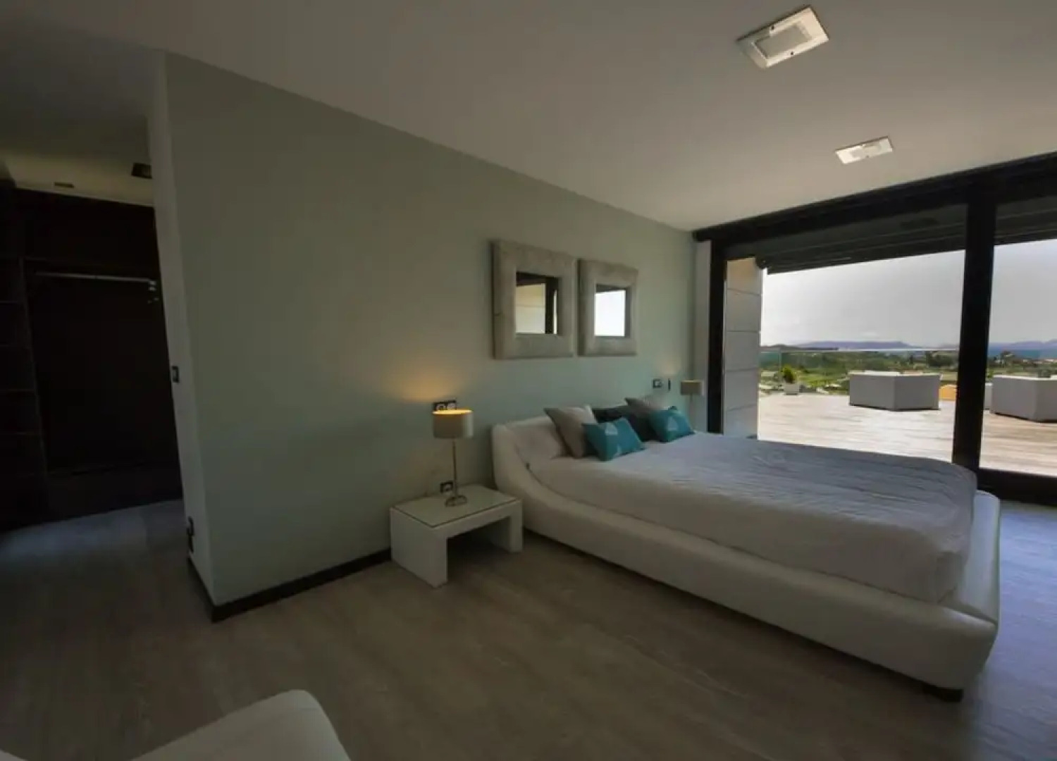 Sanxenxo 101120 5 Bedroom Villa By Mo Rentals