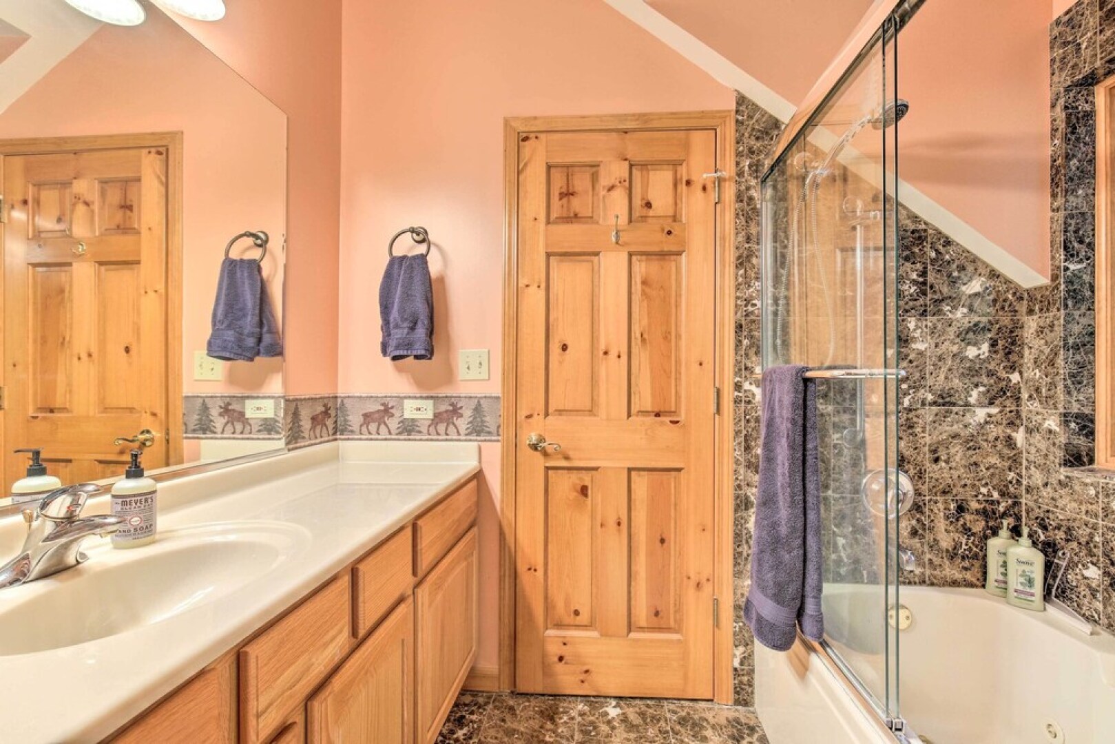 Waterfront Lake Tomahawk Cabin w/ Game Room!