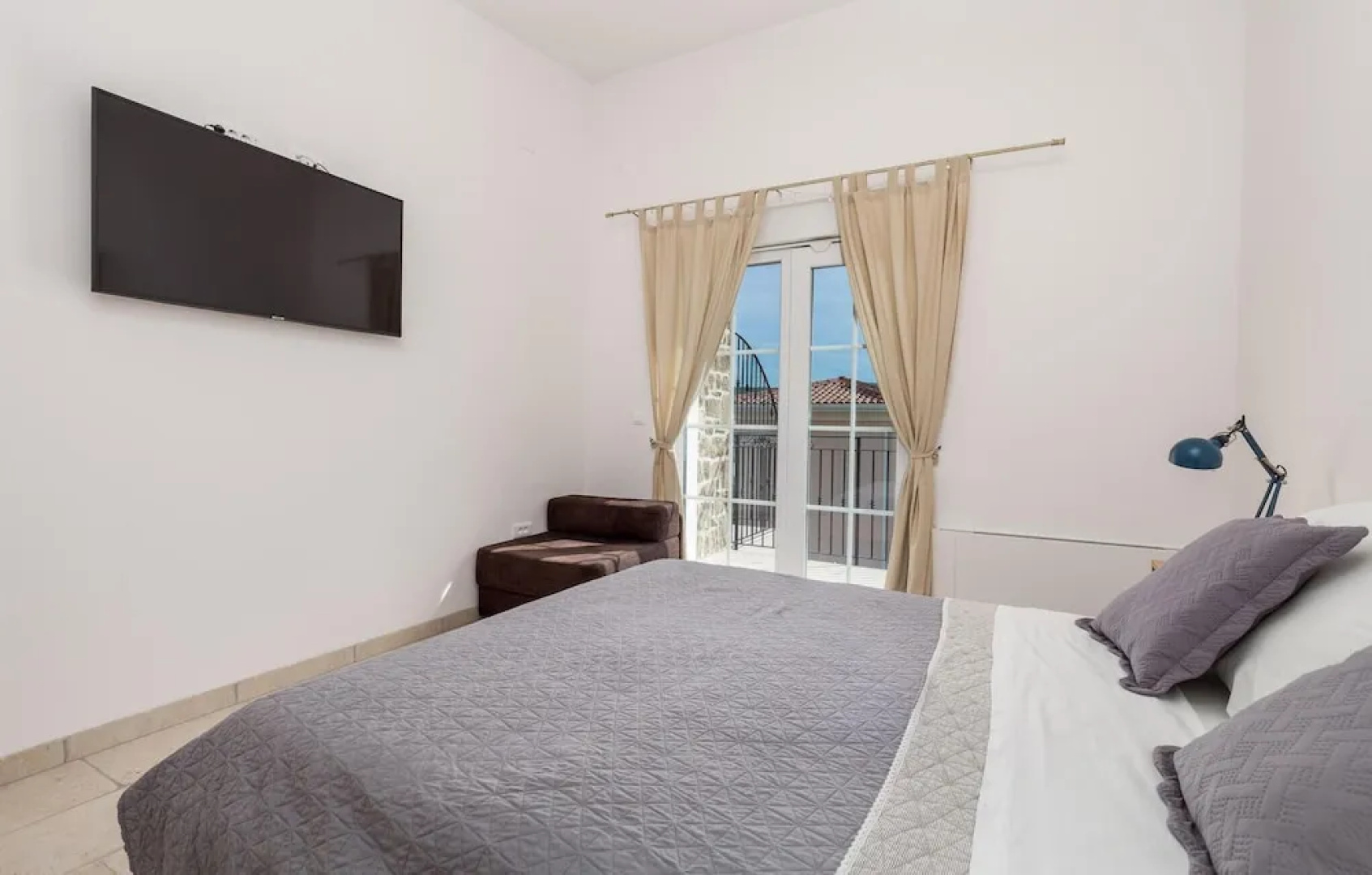 Stunning Home in Kornic With Outdoor Swimming Pool, Wifi and 3 Bedrooms