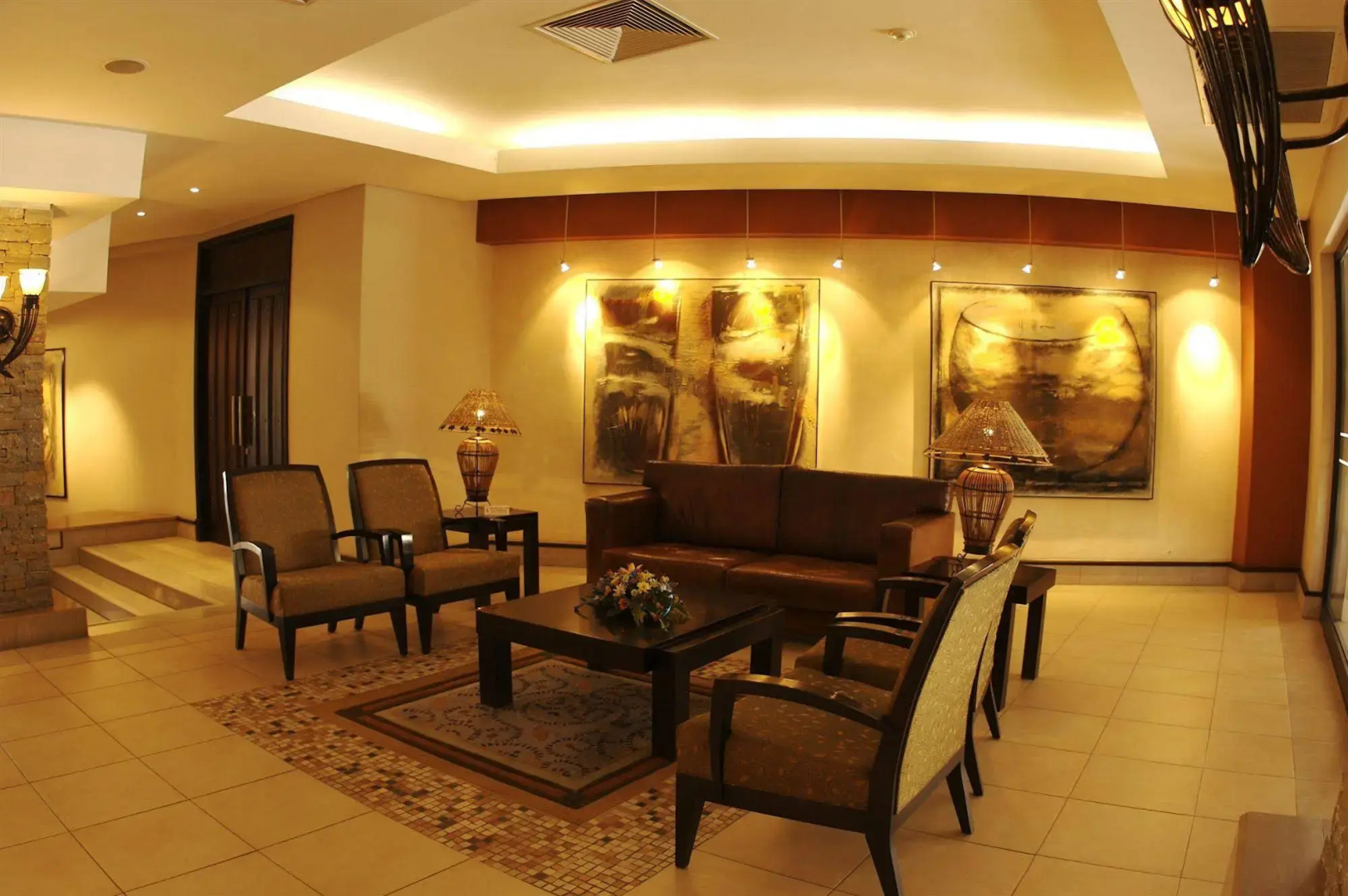 Safari Hotel Windhoek
