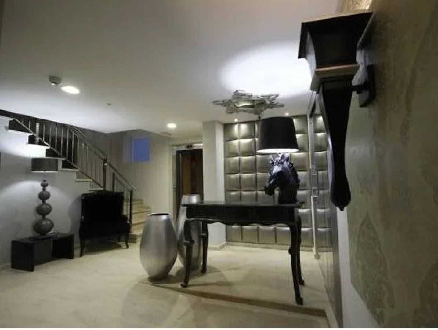 Apartamentos Alvear Suites