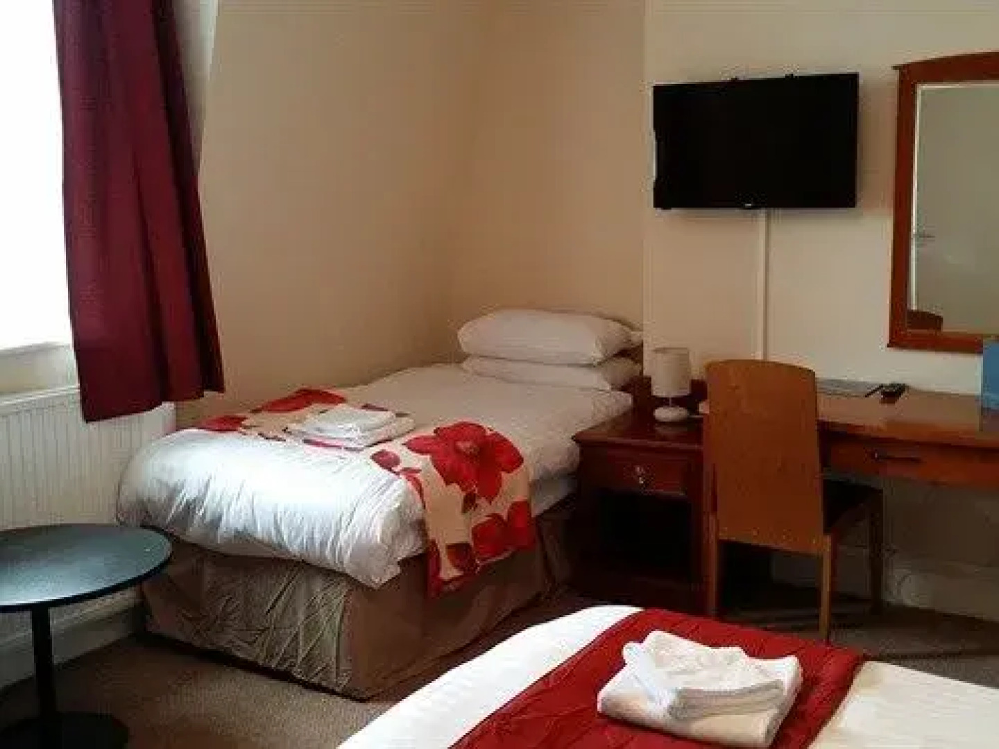 The New Alexandra Hotel