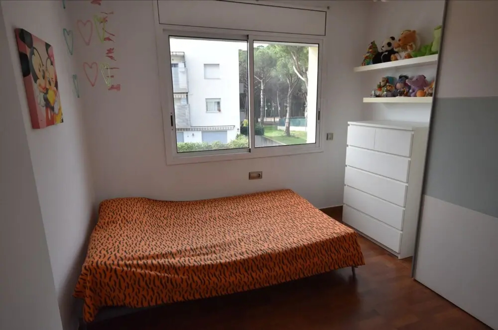 Big House pool and golf