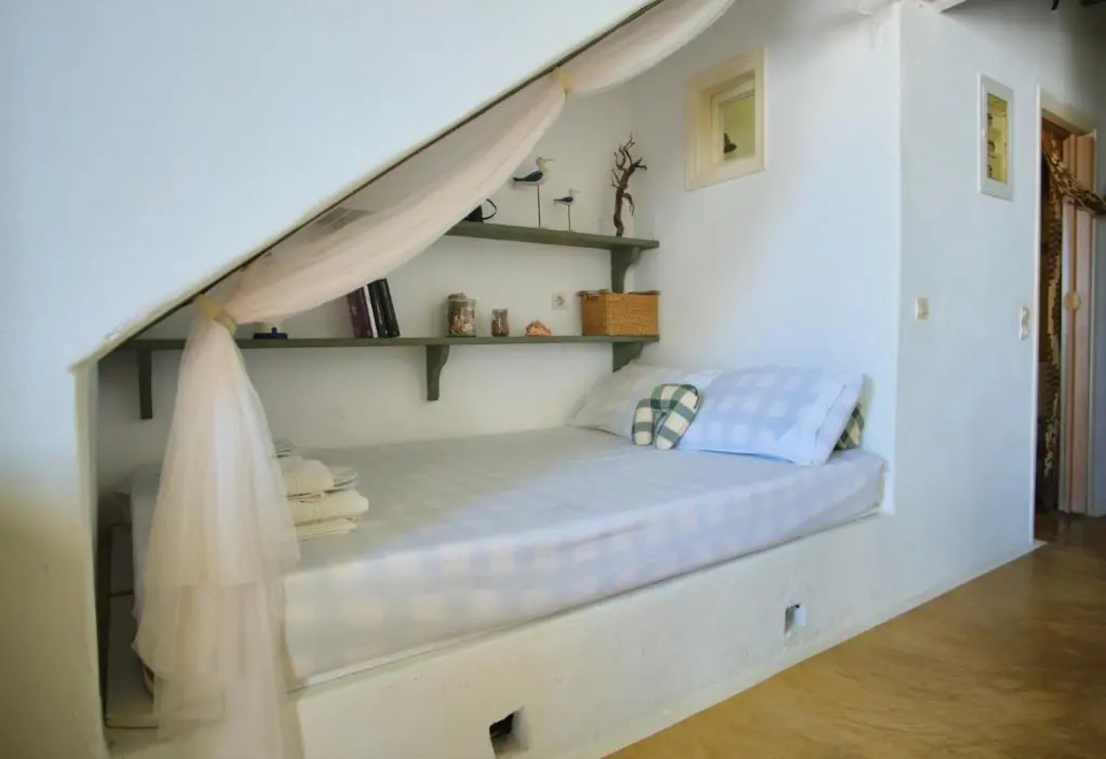 Diakofti Fishermen beachfront house