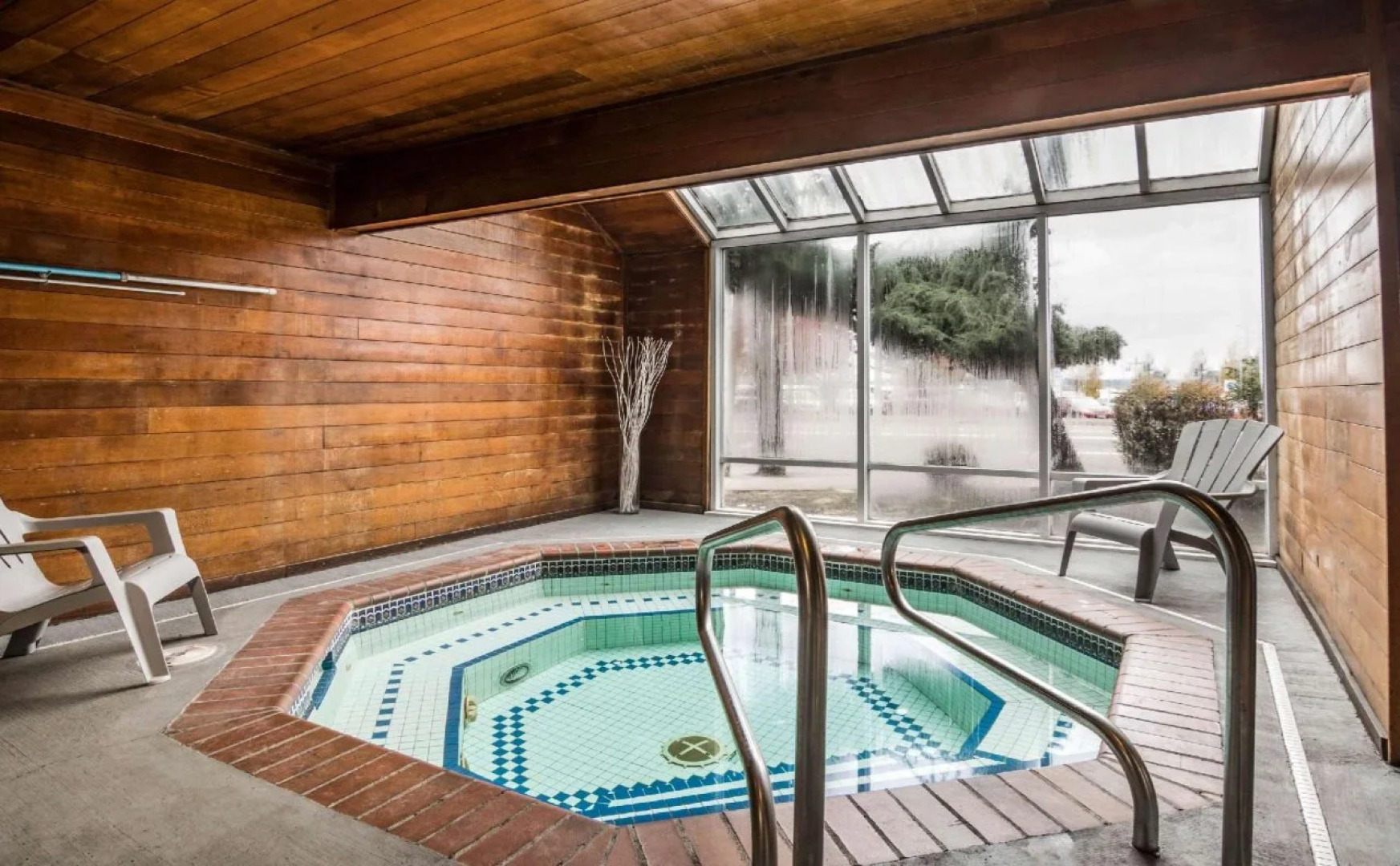 Econo Lodge Portland Airport