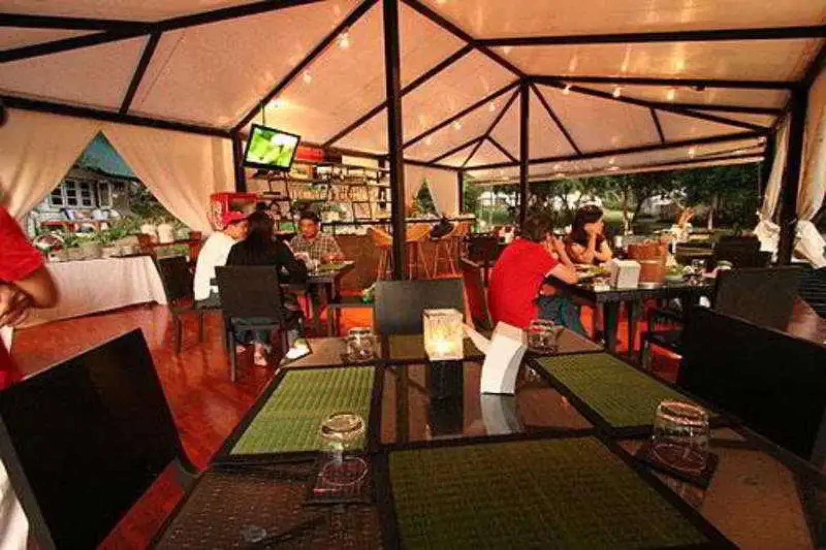 Khao Kheaw es-ta-te Camping Resort & Safari