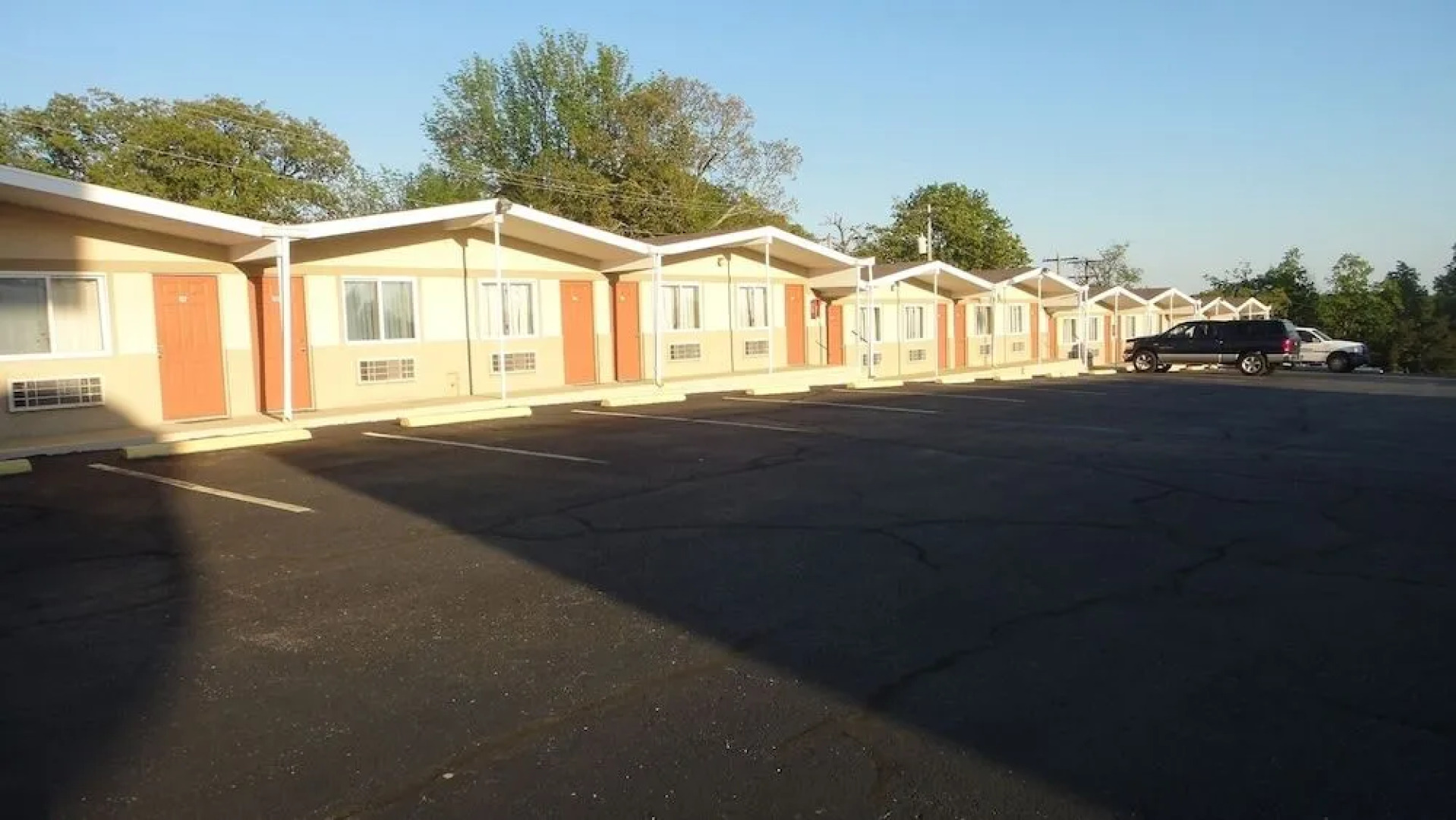 Relax Inn St. Robert