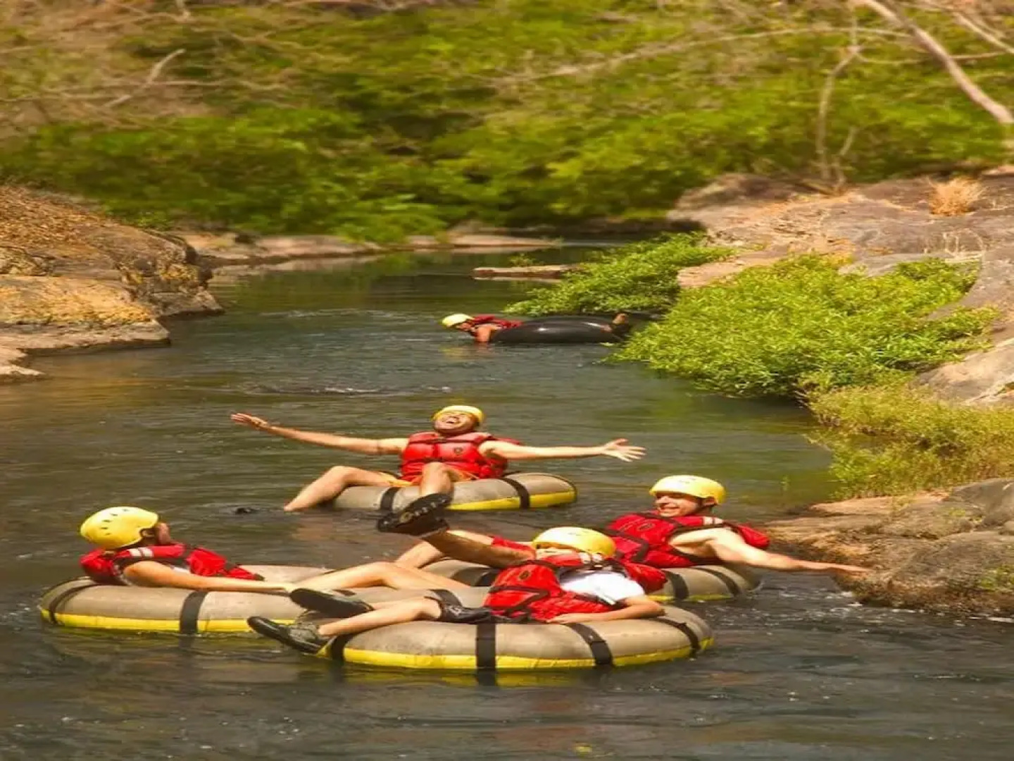 Unique 3BD Wonder on 3rd Floor in Coco with Mountain Views