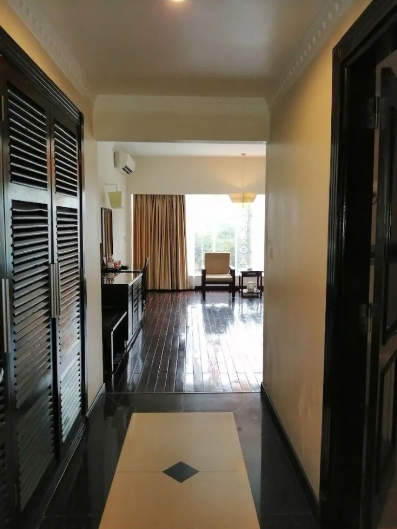 White Palace Thai Binh Hotel 1