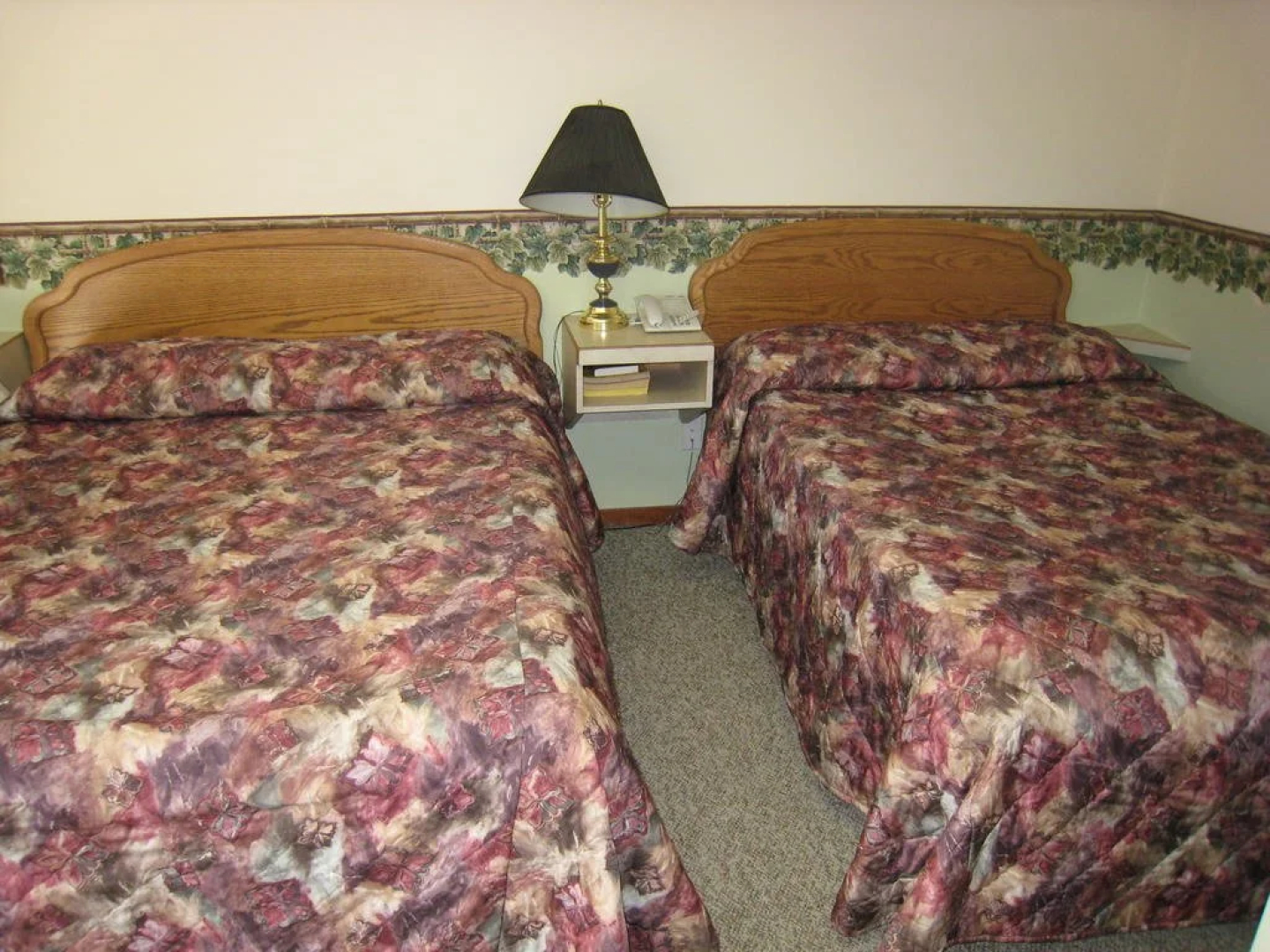 Peaks Lodge