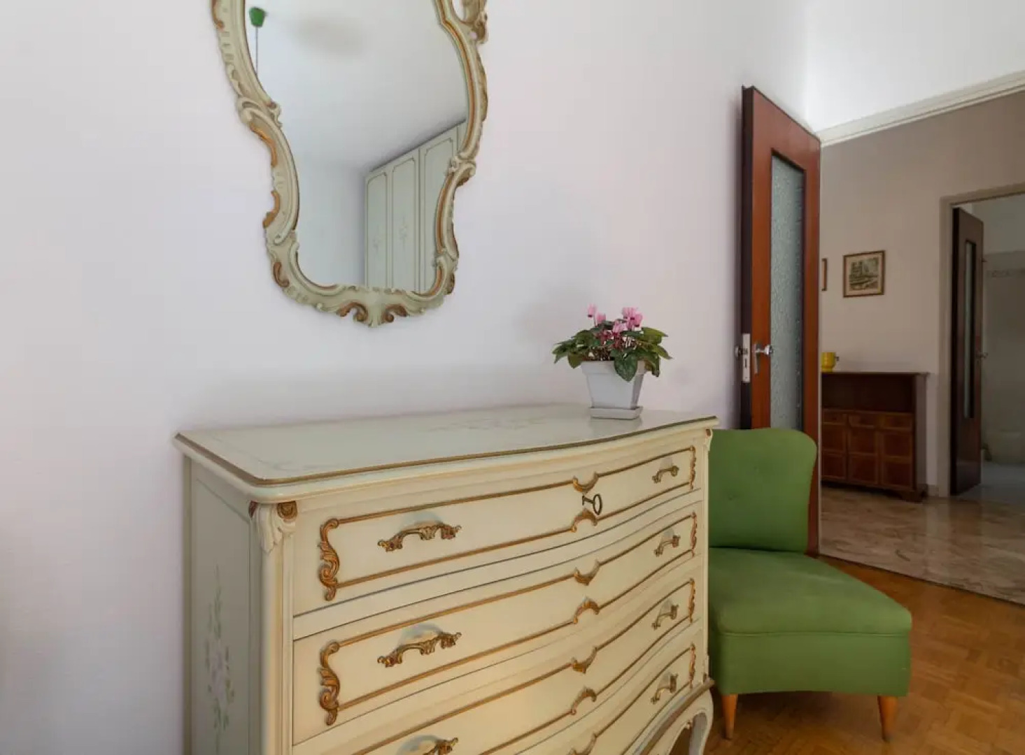 Mamma Ciccia Holiday Home - Lake Front Apartment