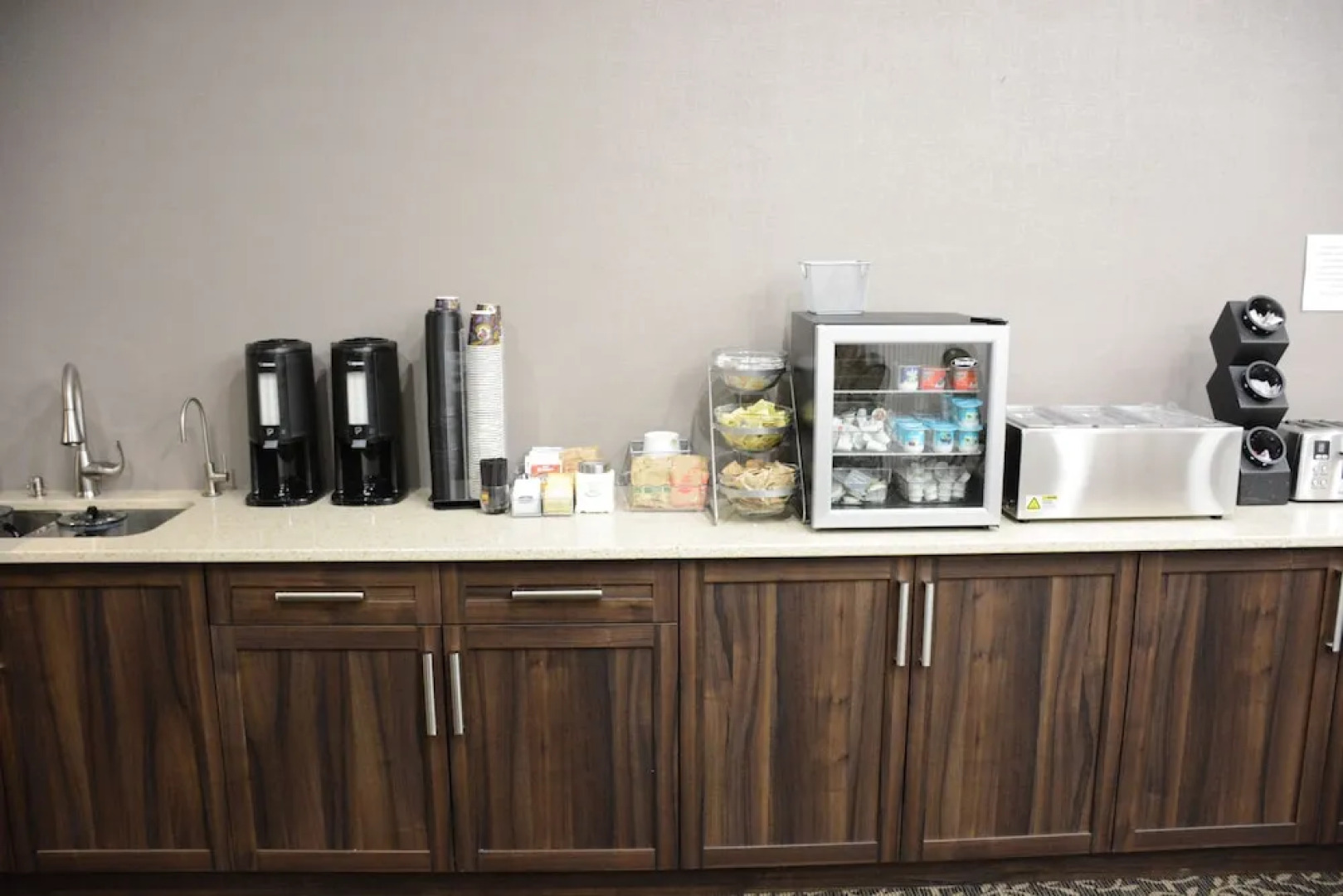 Travelodge Lethbridge