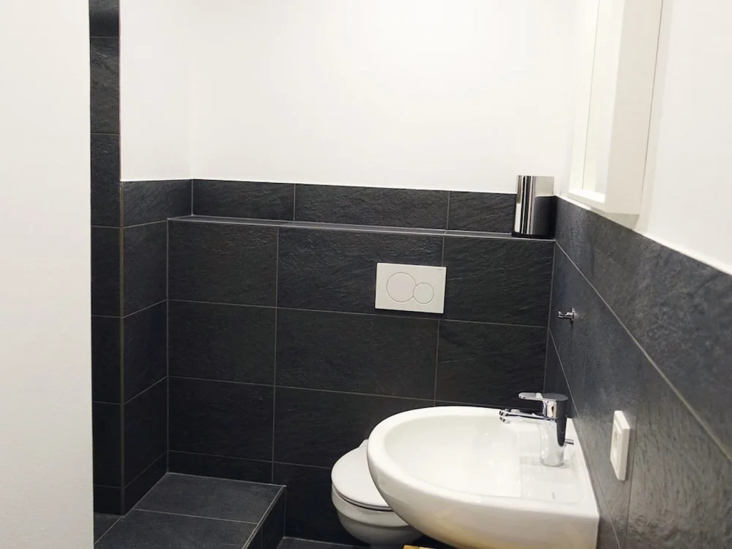 Apartment With Balcony Near the Luxembourg Border