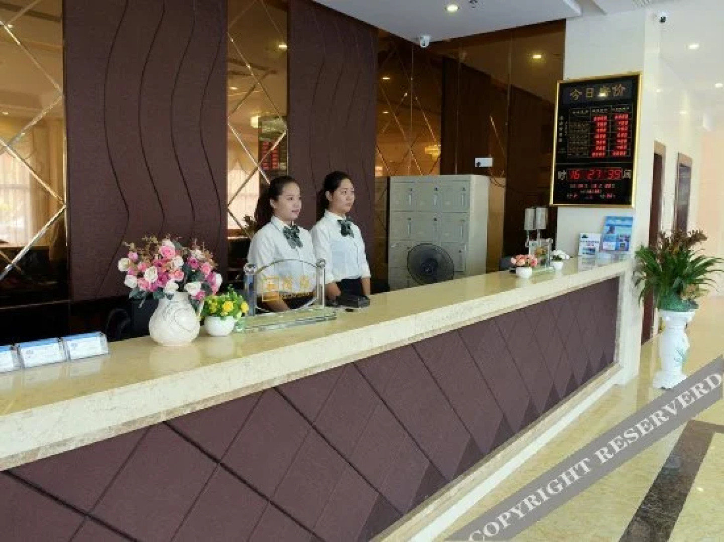 Yangjiang Zhapo Yatao Holiday Hotel