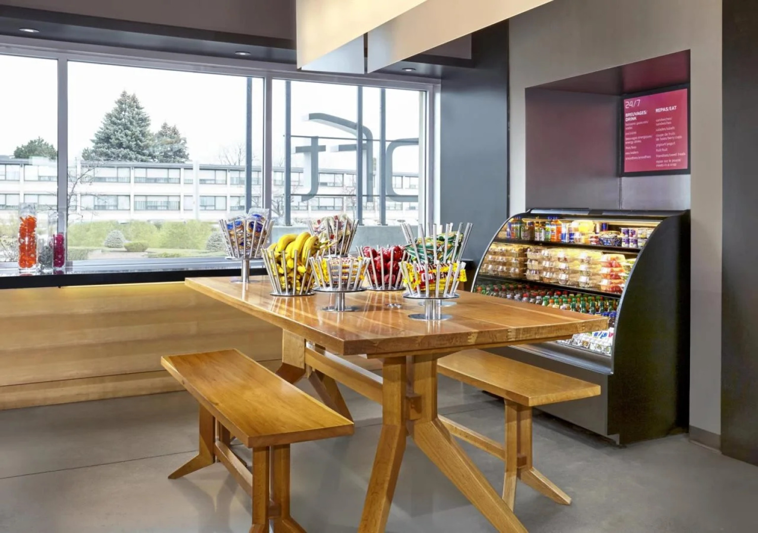 Aloft Montreal Airport