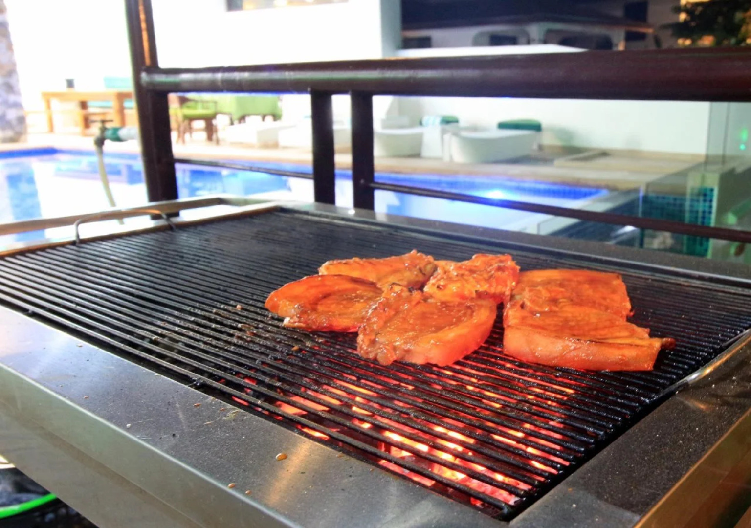 Manarra Seaview Resort