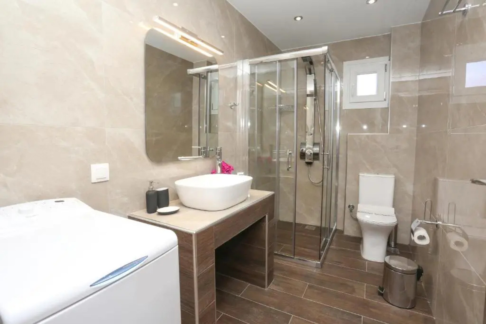 Mare Monte Luxury Apartments 2