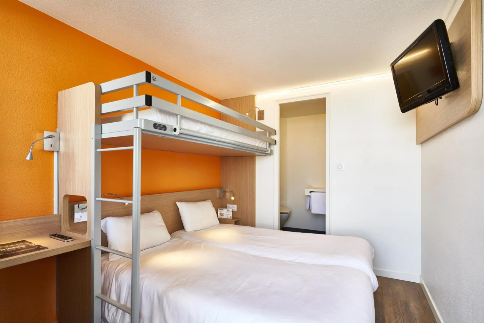 Première Classe La Roche Sur Yon - Vendéspace